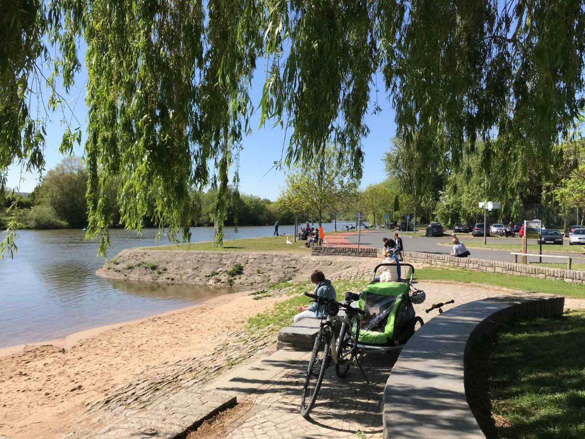 Ferienwohnung Am Weinberg Randersacker Bagian luar foto